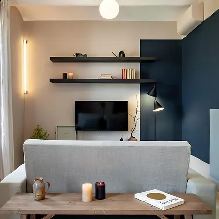 Takari - 1 Bedroom And Balcony In Gracia